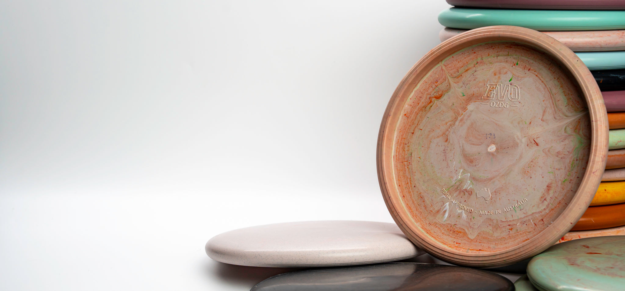 the EVO disc golf putter from OZDG discs