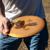 RPM Discs Piwakawaka in Atomic being held ready to throw